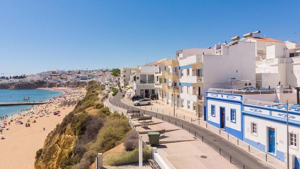 Refurbished Beachfront House, Pool, Ac, Wifi, Albufeira, Sea View Εξωτερικό φωτογραφία